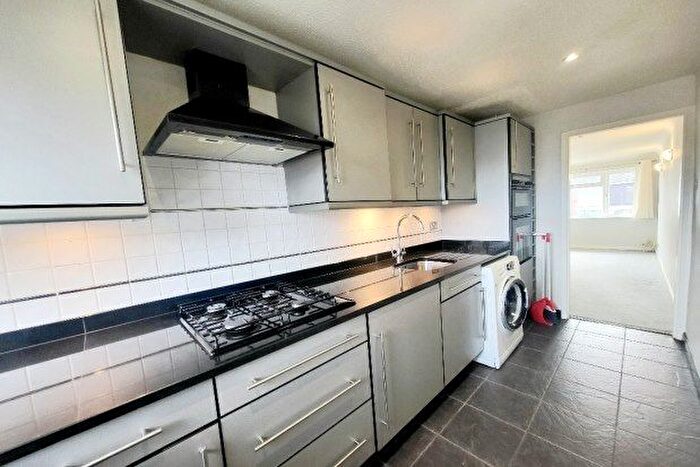1 Bedroom Maisonette To Rent In The Pines, Horsham, RH12