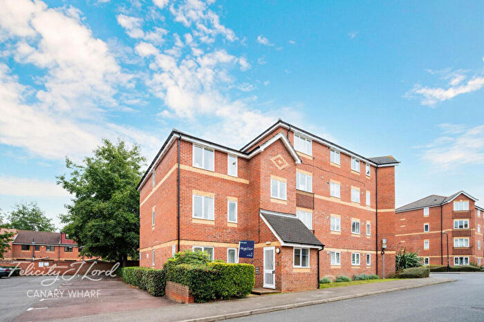 1 Bedroom Flat For Sale In Wheat Sheaf Close, London, E14