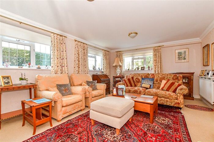 4 Bedroom Detached House For Sale In Ashford Road, St. Michaels, Tenterden, Kent, TN30