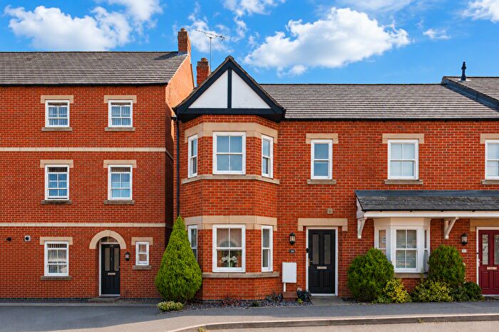 3 Bedroom End Of Terrace House For Sale In Barr Piece, Wolverton, Milton Keynes, MK12