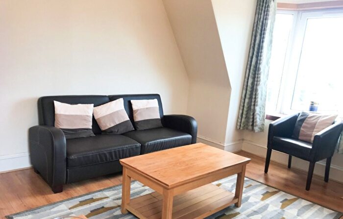 1 Bedroom Flat To Rent In Farmers Hall, Rosemount, Aberdeen, AB25