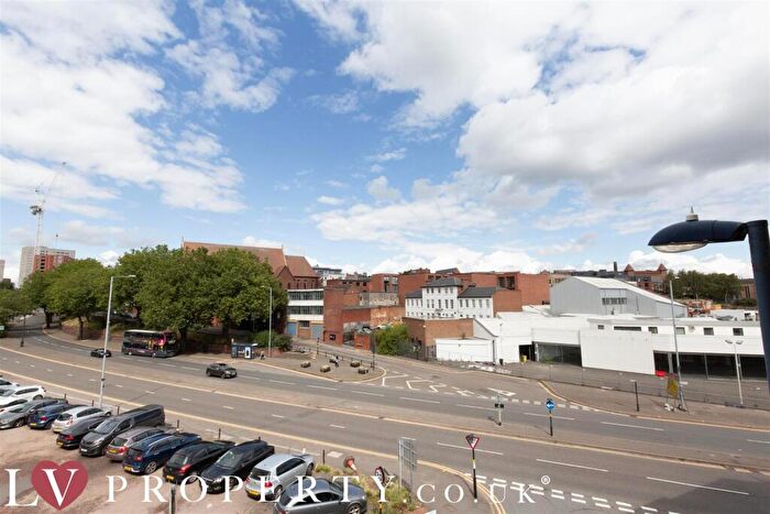2 Bedroom Apartment To Rent In Clement Street, City Centre, Birmingham, West Midlands, B1
