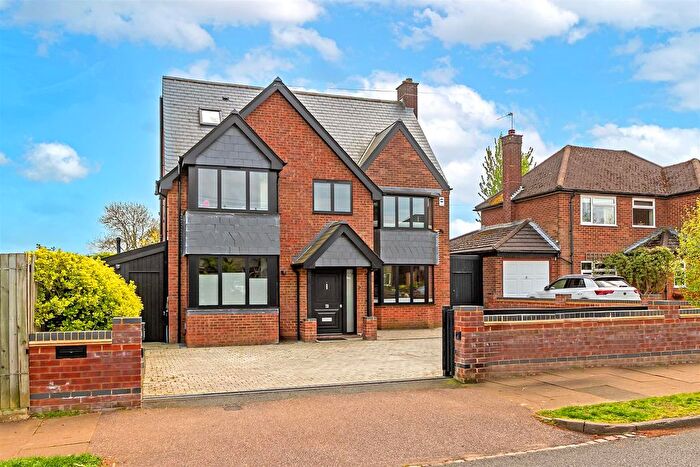 5 Bedroom Detached House For Sale In Abbey Avenue, St. Albans, AL3