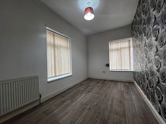 1 Bedroom Flat To Rent In Nora Place, Bramley, LS13