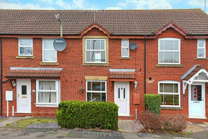 2 Bedroom Terraced House To Rent In Waltham Gardens, Banbury, OX16