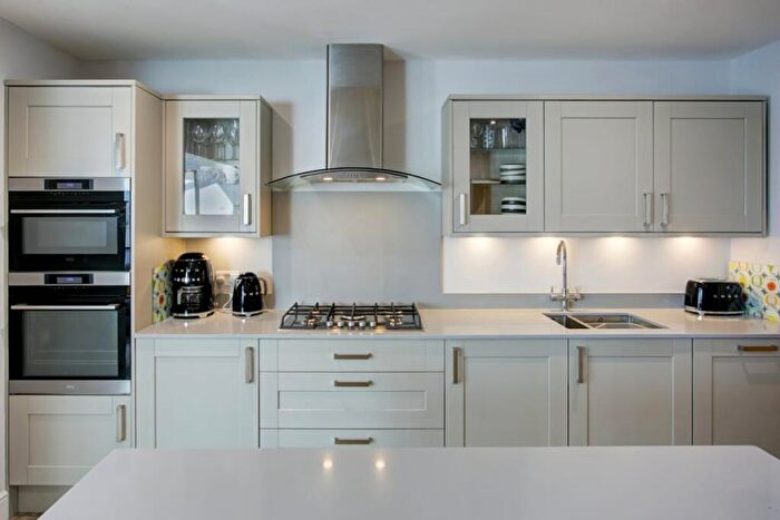 4 Bedroom Detached House For Sale In Aldrich Close, Frinton-On-Sea, CO13