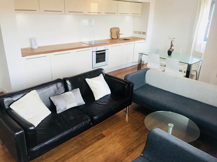 3 Bedroom Apartment To Rent In Greenhouse, Beeston Road, Leeds, LS11