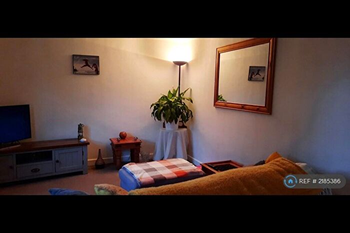 1 Bedroom Flat To Rent In Broom Lane, Rotherham, S60