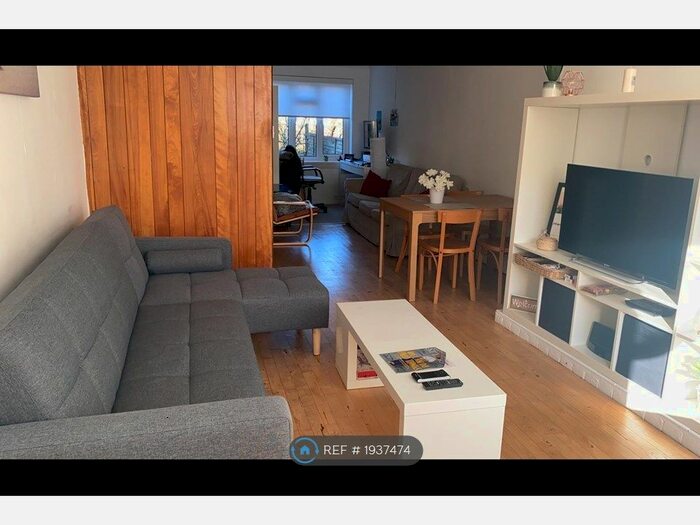 2 Bedroom Terraced House To Rent In Acrefield Drive, Cambridge, CB4