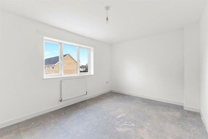 3 Bedroom Terraced House For Sale In Aldermann McGee Gardens, Great Yarmouth, NR30