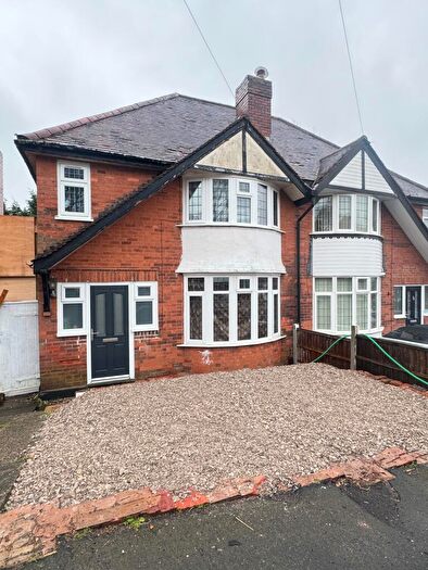 3 Bedroom Semi-Detached House To Rent In Oakham Avenue, Dudley, DY2