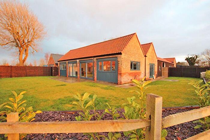 4 Bedroom Detached Bungalow For Sale In Manor Farm Barns, Wells Road, Healing, DN41