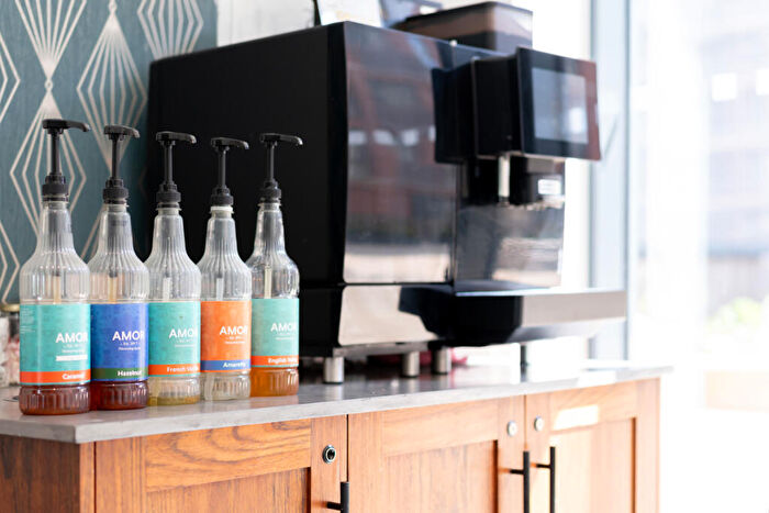 2 Bedroom Flat To Rent In Oxbow, Stephenson House, M5