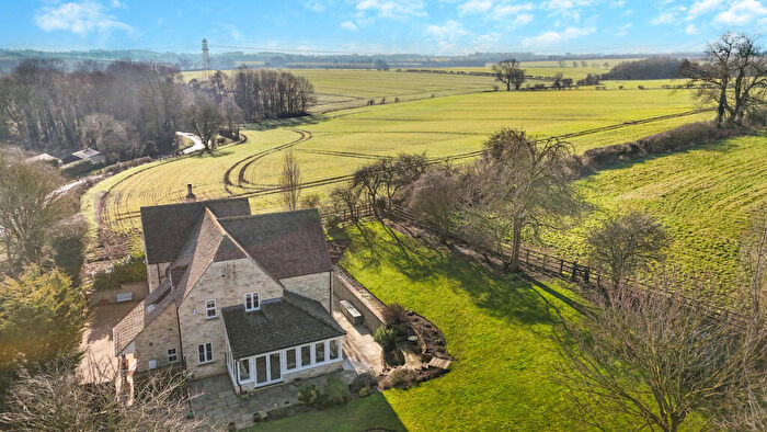 4 Bedroom Detached House For Sale In Polopit, Titchmarsh, Northamptonshire, NN14