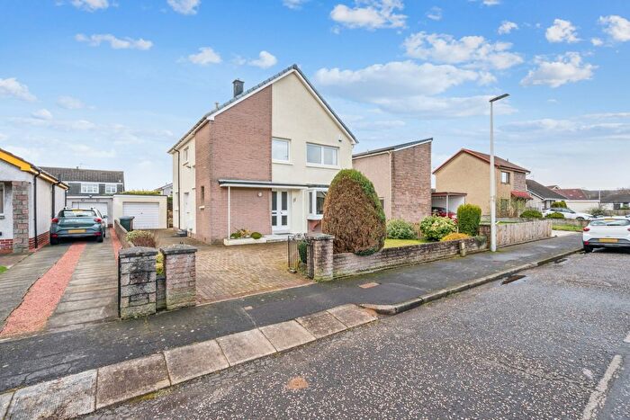 3 Bedroom Detached House To Rent In Cheviot Place, Grangemouth, Falkirk, FK3
