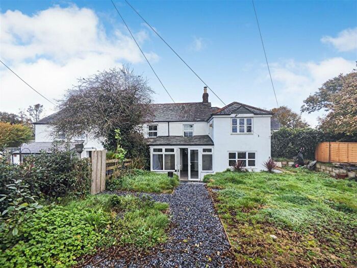 3 Bedroom End Of Terrace House For Sale In St. Kew Highway, PL30