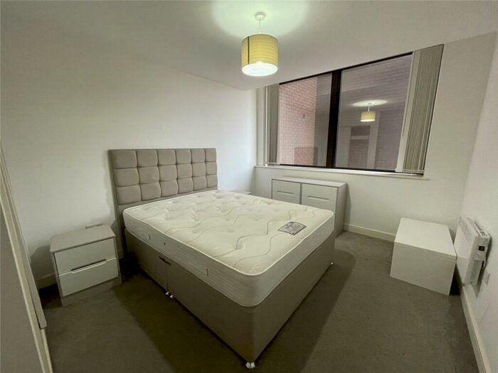 2 Bedroom Apartment To Rent In Broadway Residences, Broad Street, Birmingham, West Midlands, B15