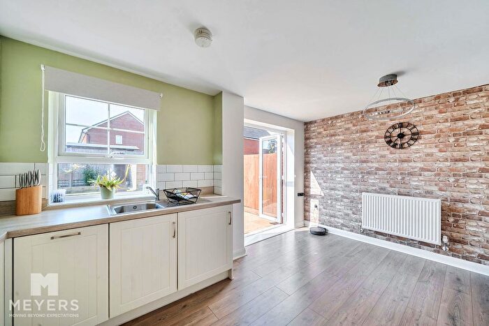 3 Bedroom Semi-Detached House For Sale In Lonsdale Road, Wimborne, BH21