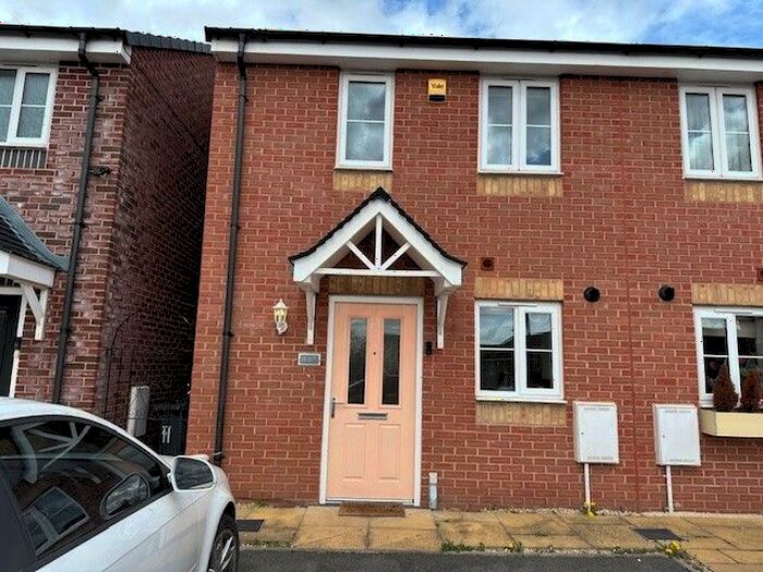 2 Bedroom Semi-Detached House To Rent In Queslett Way, Birmingham, B42