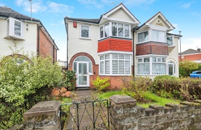 3 Bedroom Semi-Detached House To Rent In Blakeland Road, Birmingham, B44