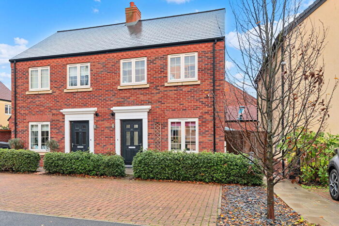 2 Bedroom Semi Detached House For Sale In Hetley Close, Brampton, Huntingdon, PE28