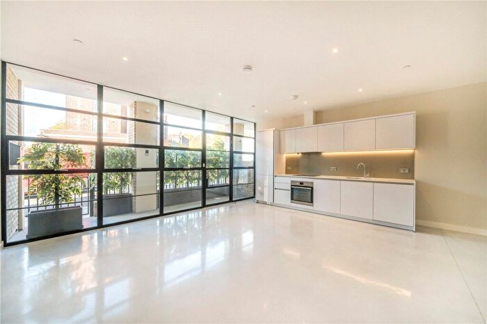 2 Bedroom Flat To Rent In Hampshire Street, Kentish Town, London, NW5