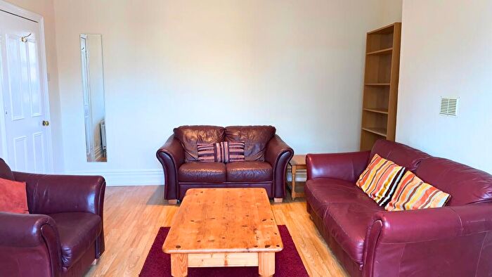 6 Bedroom House To Rent In Heaton Hall Road, Heaton, Newcastle Upon Tyne, NE6