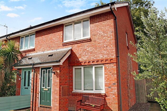 2 Bedroom Terraced House For Sale In Laxton Gardens, Shenley, WD7