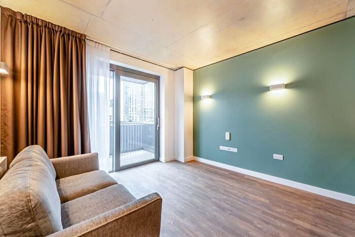 1 Bedroom Flat To Rent In Cherry House, Repton Gardens, HA9