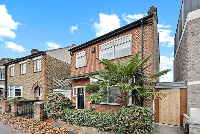 4 Bedroom Detached House For Sale In Mount Pleasant Road, Walthamstow, London, E17
