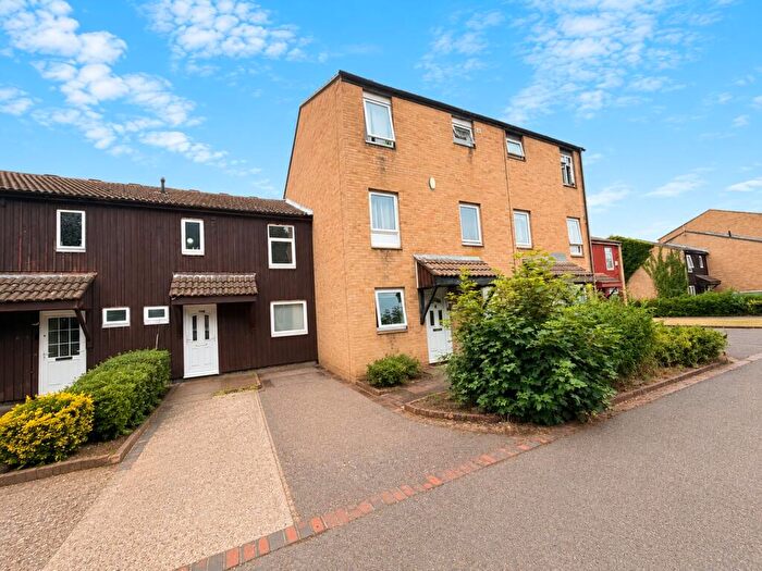 6 Bedroom Terraced House For Sale In Stagsden, Orton Goldhay, Peterborough, PE2