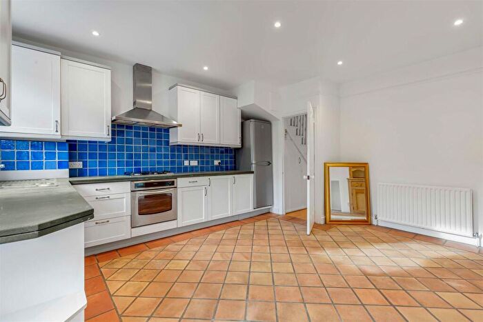 3 Bedroom Terraced House For Sale In Treen Avenue, Barnes, London, SW13