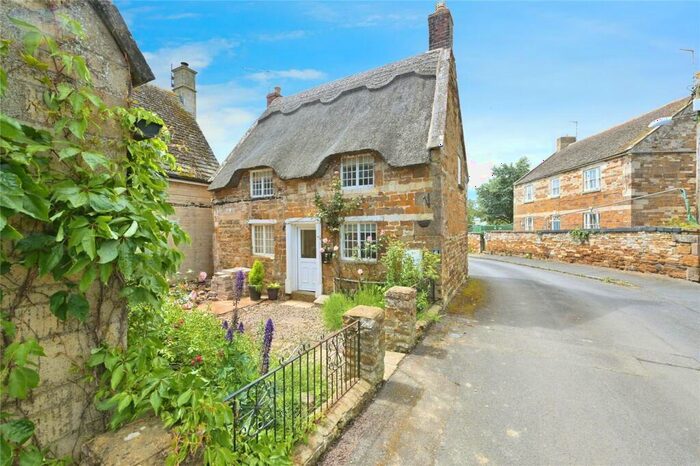 1 Bedroom Detached House For Sale In The Green, Caldecott, Market Harborough, Rutland, LE16