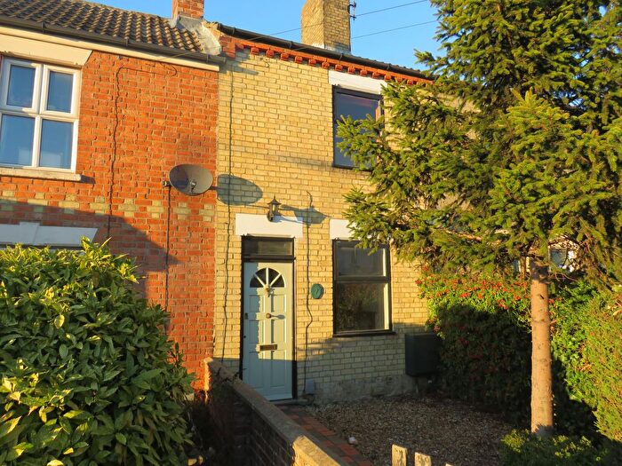 2 Bedroom Property To Rent In Paston Lane, Peterborough, PE4