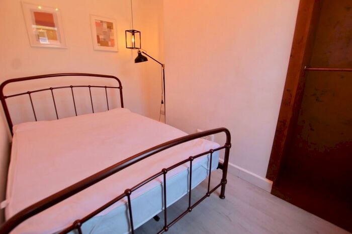 1 Bedroom Apartment To Rent In Room, Vernon Road, Basford, NG6