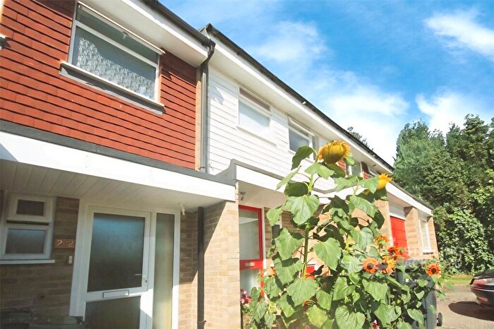 4 Bedroom Semi-Detached House To Rent In Guildford Park Avenue, Guildford, Surrey, GU2