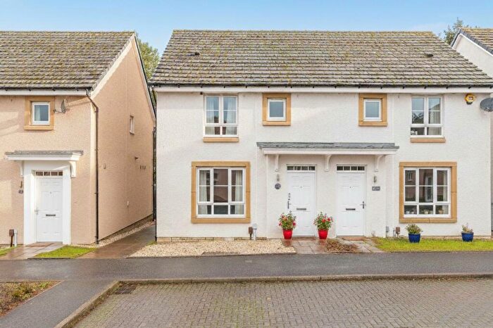 3 Bedroom Semi-Detached House For Sale In Howatson Court, Livingston, EH54
