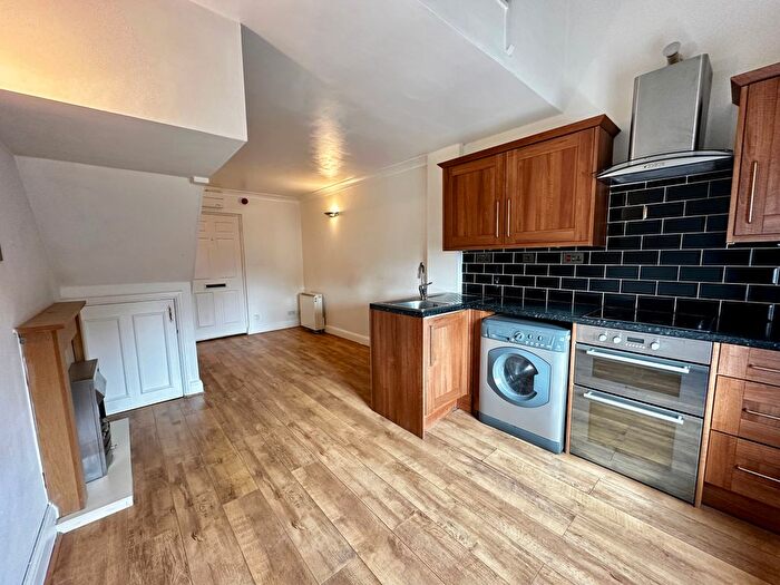 1 Bedroom Flat To Rent In The Maltings, Clifton Road, Gravesend, Kent, DA11