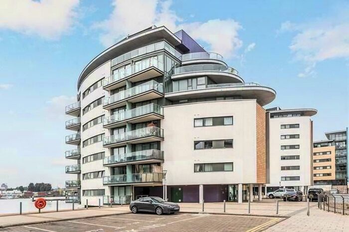 2 Bedroom Flat To Rent In Fathom Court, Basin Approach, Gallions Reach, Cyprus, London, E16