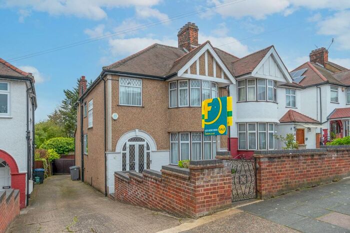 4 Bedroom Semi-Detached House To Rent In Randall Avenue, Dollis Hill, London, NW2