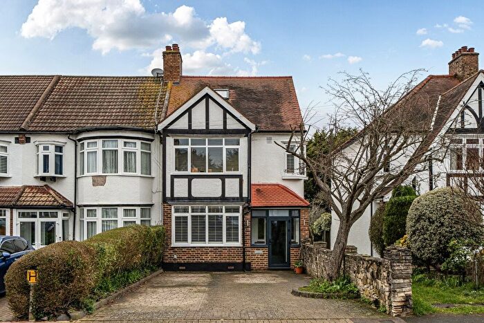 4 Bedroom End Terrace House For Sale In Pickhurst Rise, West Wickham, Kent, BR4