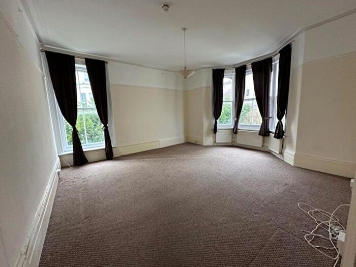 1 Bedroom Flat To Rent In Buckingham Road, Brighton, BN1