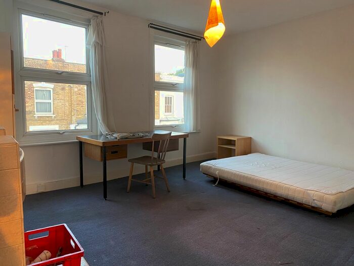 4 Bedroom Terraced House To Rent In Grove Road, London, N15