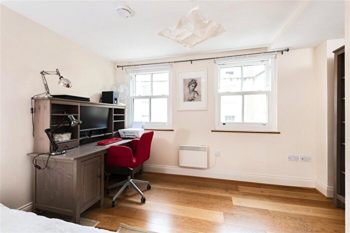 2 Bedroom Apartment To Rent In St Georges Place, Bath, BA1
