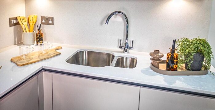 2 Bedroom Apartment To Rent In Charterhall Drive, Chester, Cheshire, CH88