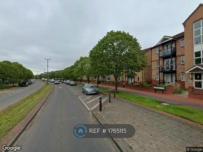 2 Bedroom Flat To Rent In Lakeside Boulevard, Doncaster, DN4