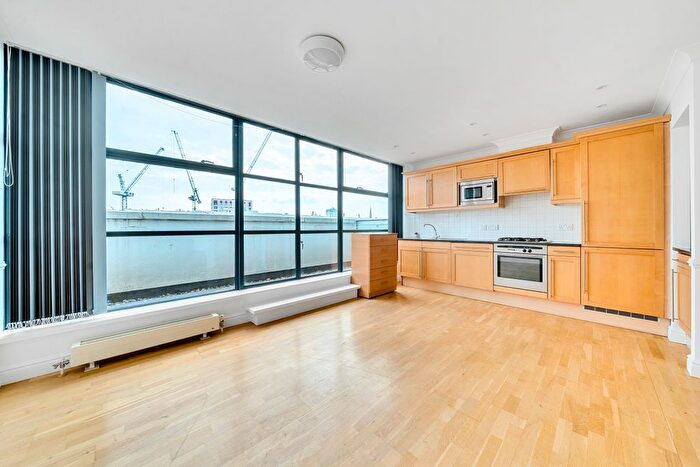 2 Bedroom Flat To Rent In Ferry Lane, Brentford, TW8