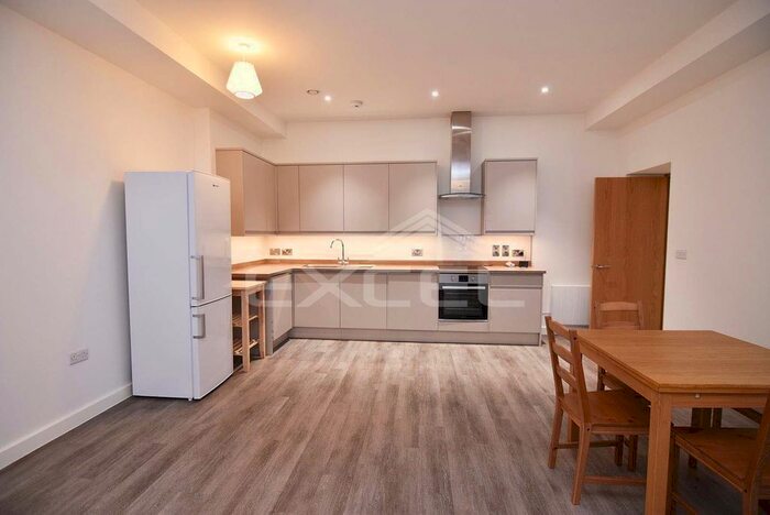 2 Bedroom Flat To Rent In Melrose Ave, Willesden Green, NW2