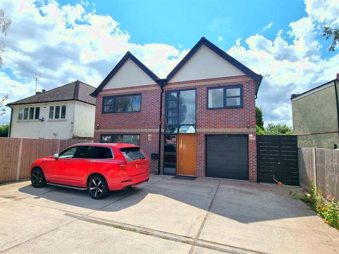 5 Bedroom Detached House To Rent In Walmley Ash Road, Sutton Coldfield, B76