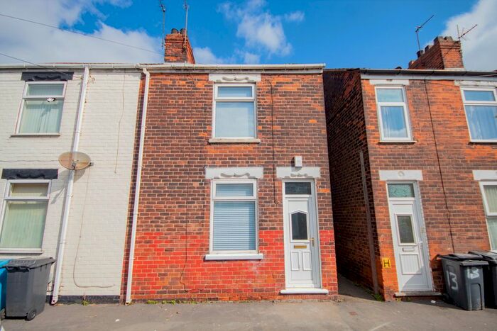 2 Bedroom End Of Terrace House To Rent In Lorraine Street, Hull, HU8